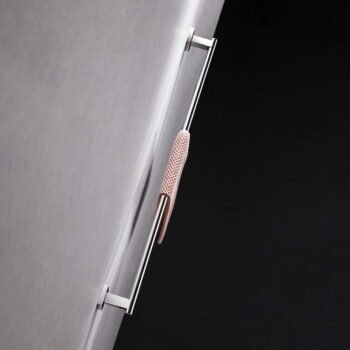 Bathroom single-bar towel rack