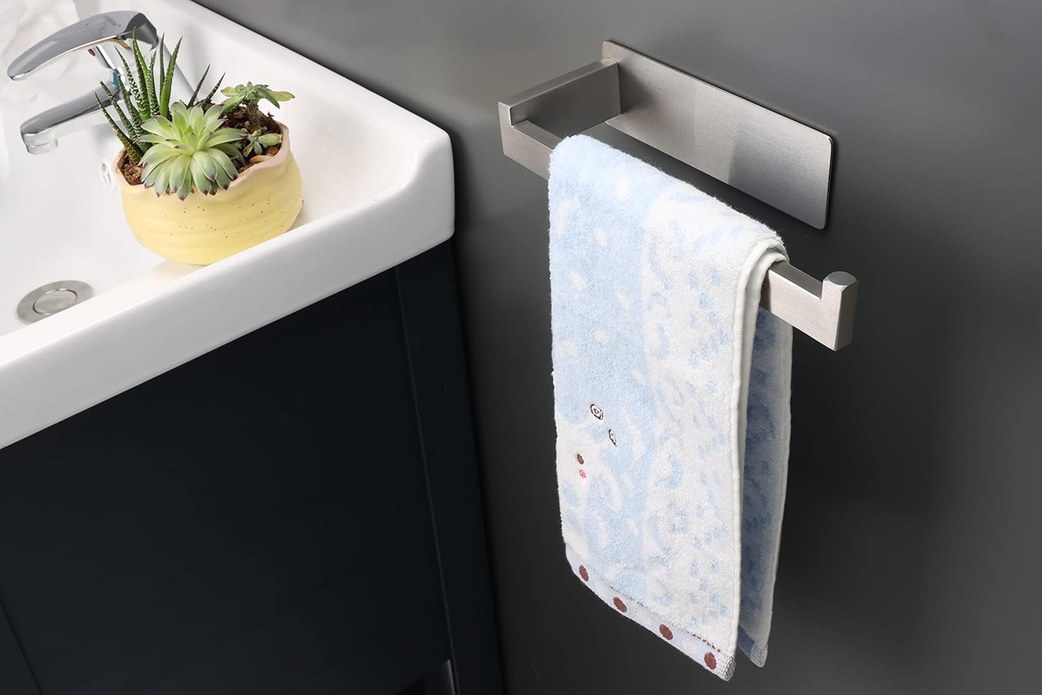 Strong self-adhesive hand towel ring/rack